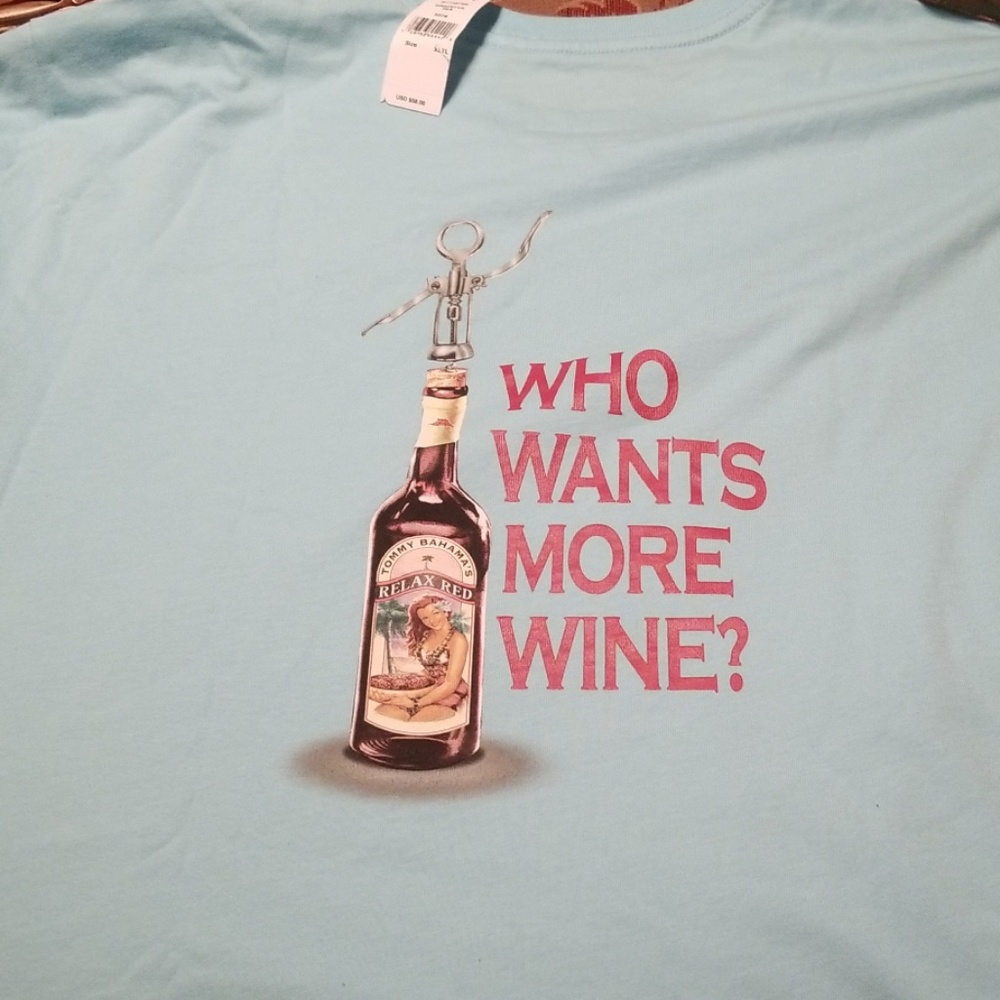 NWT Tommy Bahama tshirt